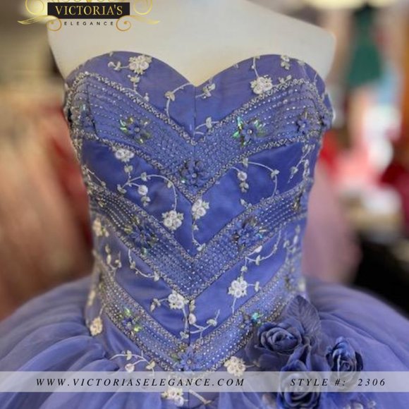 Lavender Organza Ball Gown with Split Skirt & Embroidered Flowers Size 10 - Picture 2 of 4